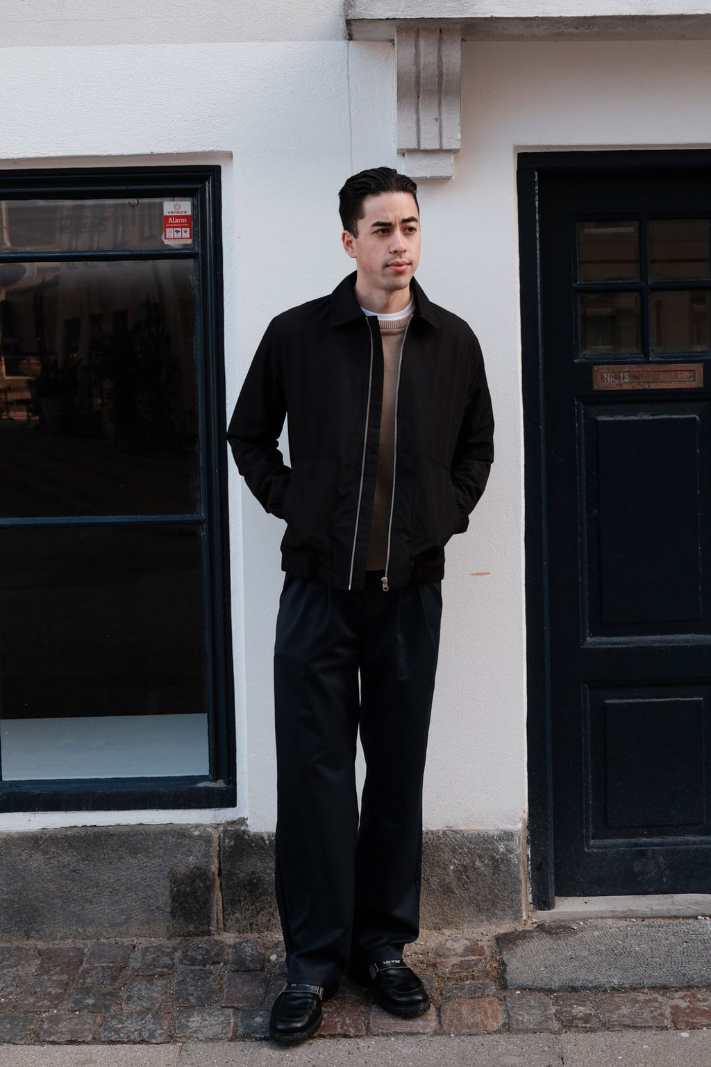 Short Zip Jacket - Black