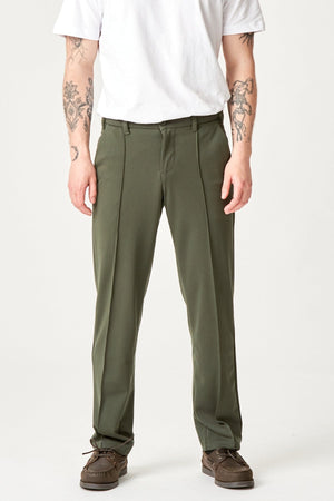 Performance Pants Fit scaoilte - olóige dorcha