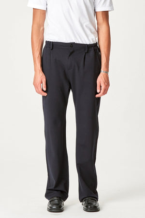 Culaith Pants Scaoilte - cabhlach