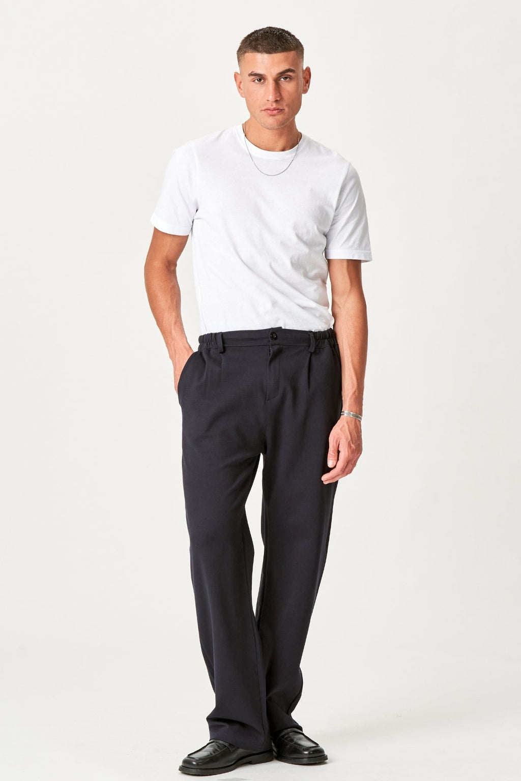 Culaith Pants Scaoilte - cabhlach
