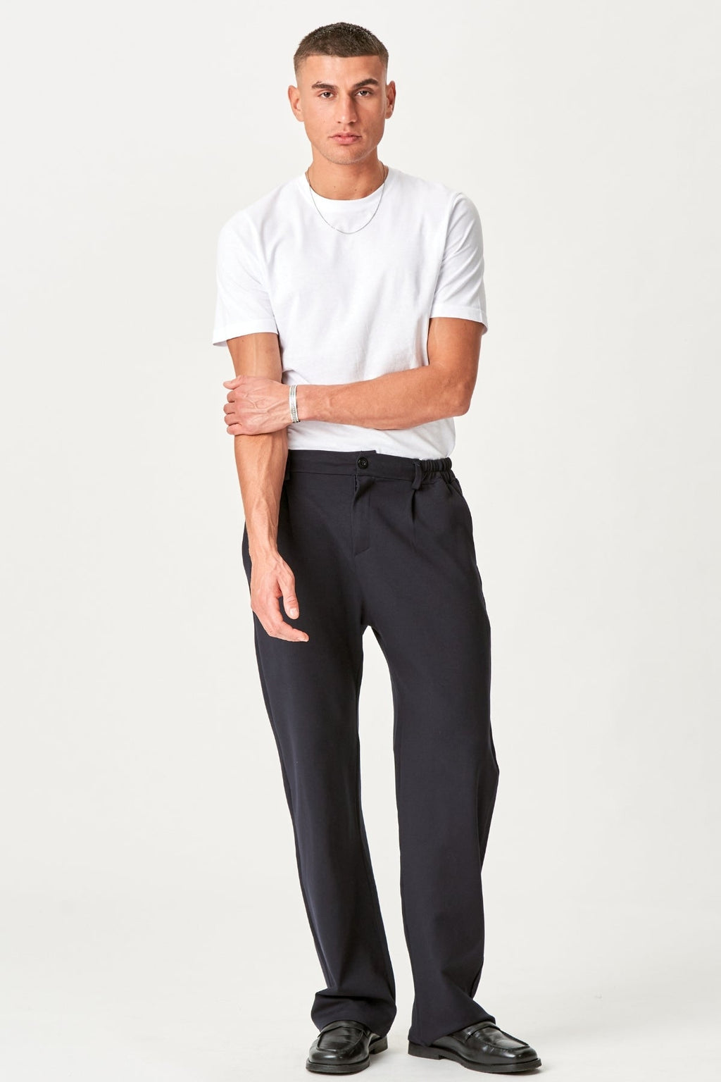 Culaith Pants Scaoilte - cabhlach