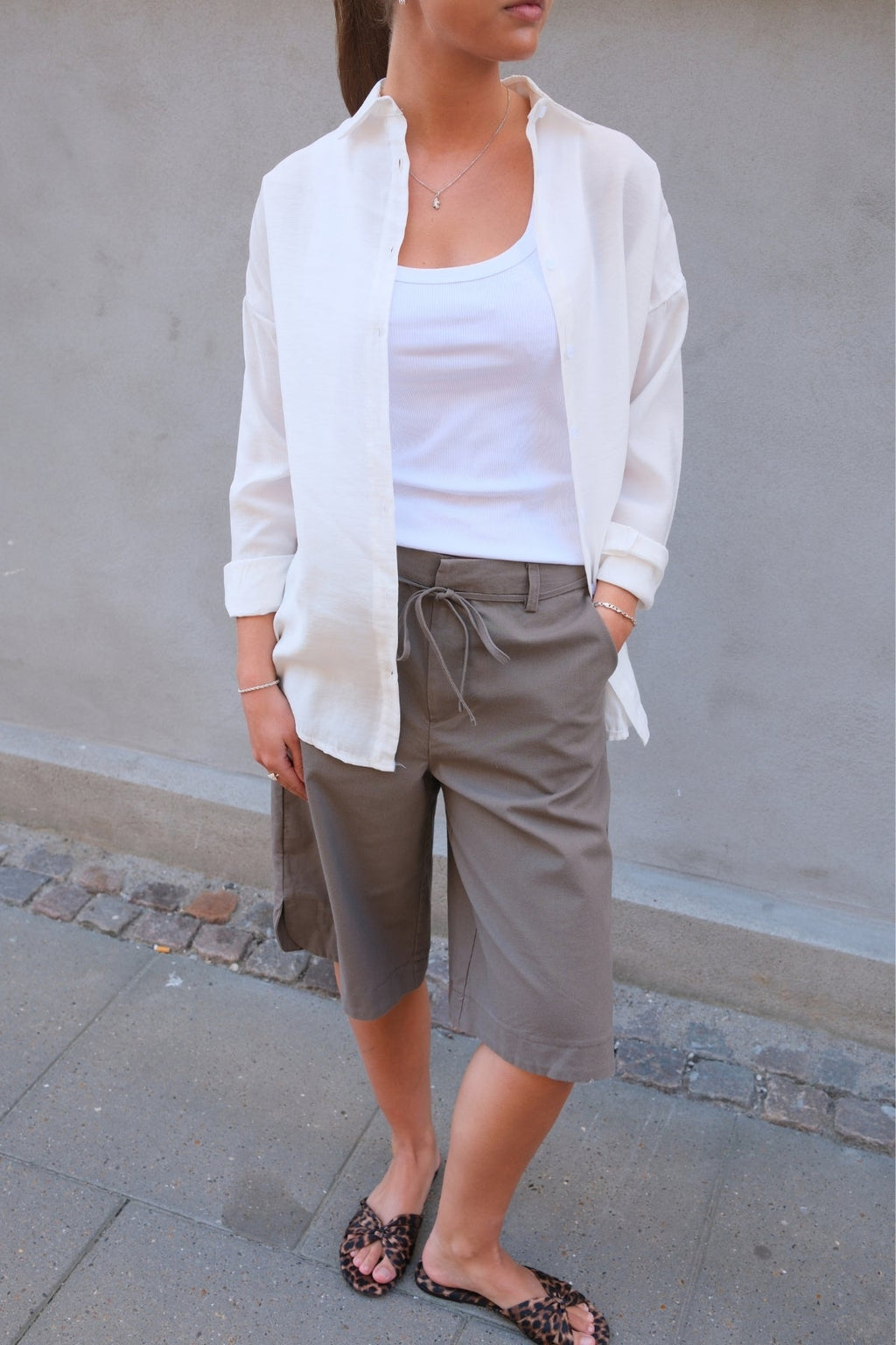 Mia Shirt - White