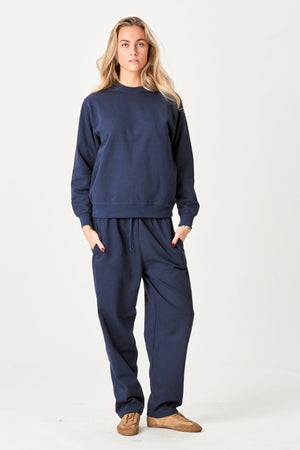 Bunaidh Sweatsuit (Cabhlach) - Déileáil Pacáiste (Mná)